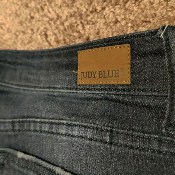 Judy Blue Skinny Fit Distressed Jeans Dark Wash Size 15/32 34x30 - Picture 10 of 10